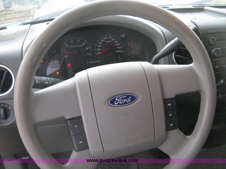 image for item D8421 2007 Ford F150 XLT SuperCab pickup truck