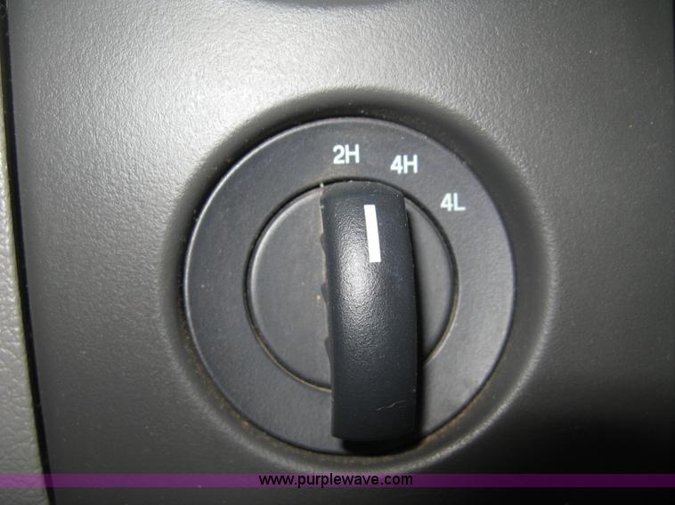 image for item D8421 2007 Ford F150 XLT SuperCab pickup truck