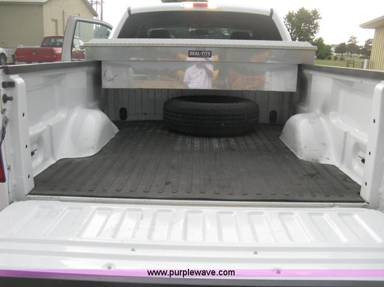 image for item D8421 2007 Ford F150 XLT SuperCab pickup truck