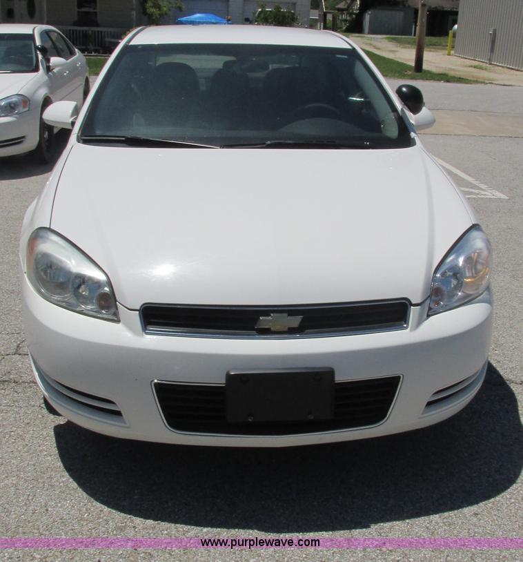image for item E7261 2009 Chevrolet Impala Police