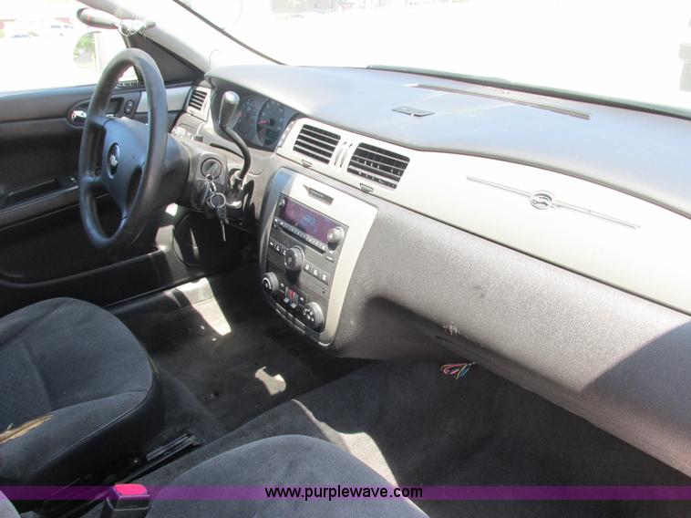 image for item E7261 2009 Chevrolet Impala Police
