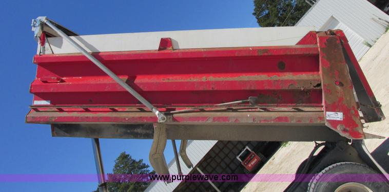 image for item E7263 Wheeler dump bed