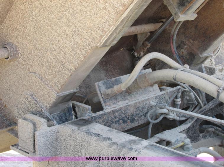 image for item E7263 Wheeler dump bed