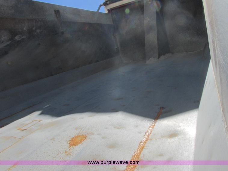 image for item E7263 Wheeler dump bed