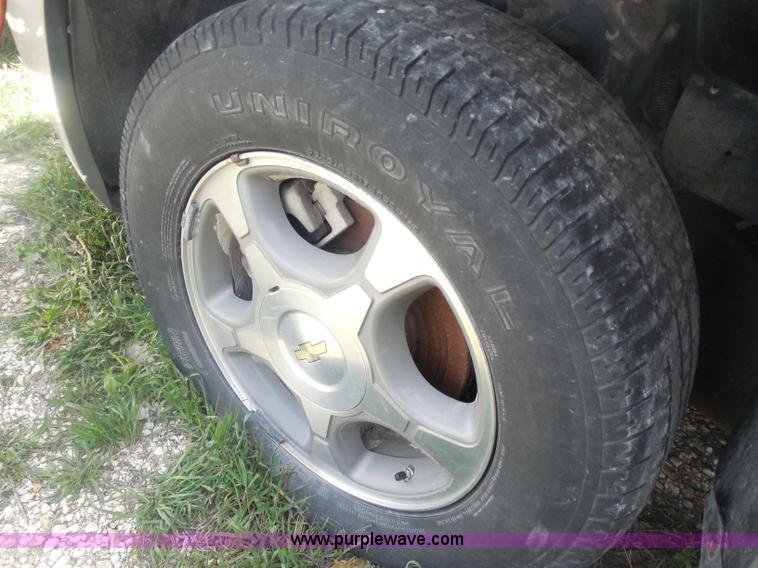 image for item F8769 2007 Chevrolet Trailblazer LS SUV