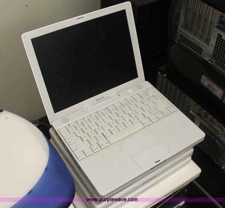image for item F9146 (100) assorted laptop computers