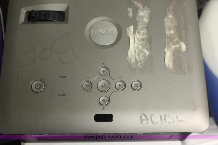 image for item F9147 (13) assorted projectors