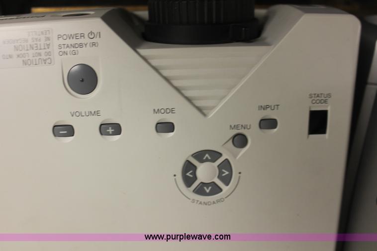 image for item F9147 (13) assorted projectors