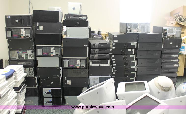 image for item F9148 (75) assorted computer towers