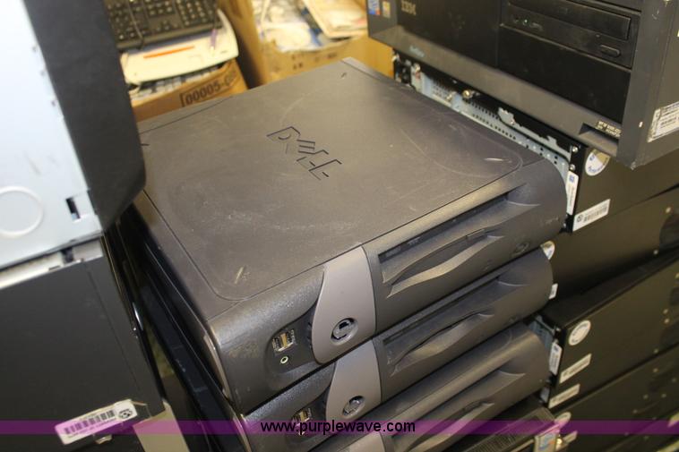 image for item F9148 (75) assorted computer towers