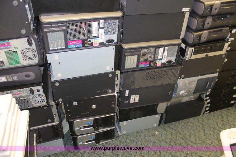 image for item F9148 (75) assorted computer towers