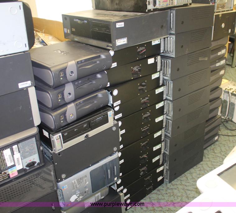 image for item F9148 (75) assorted computer towers