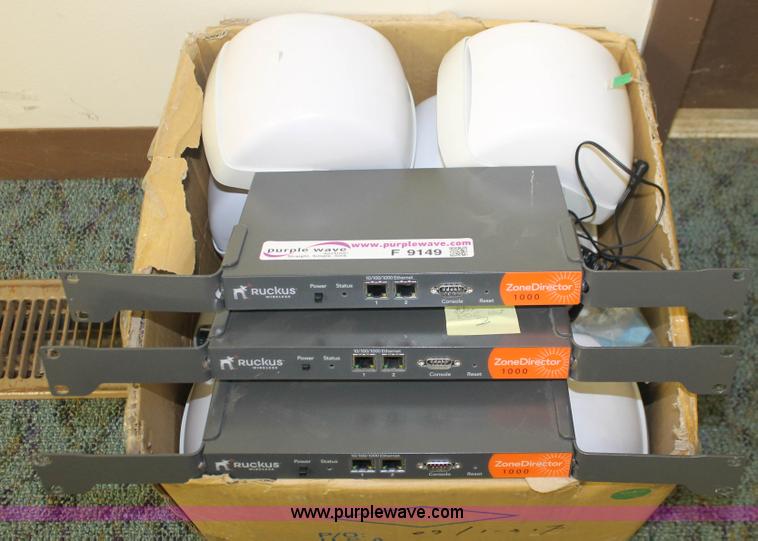 image for item F9149 (12) Ruckus Zoneflex 7942 access points