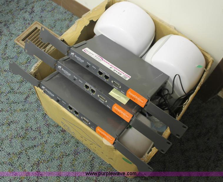 image for item F9149 (12) Ruckus Zoneflex 7942 access points