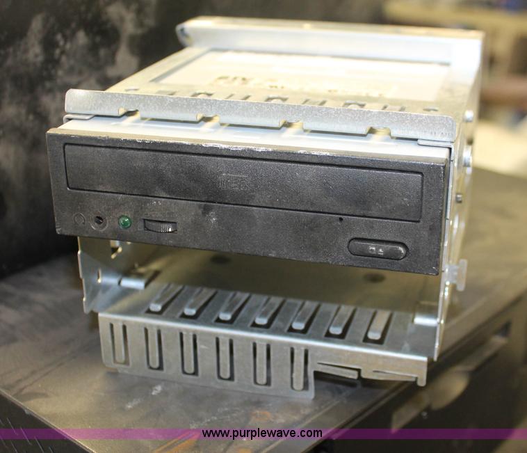 image for item F9150 Assorted zip, DVD, and disc drives