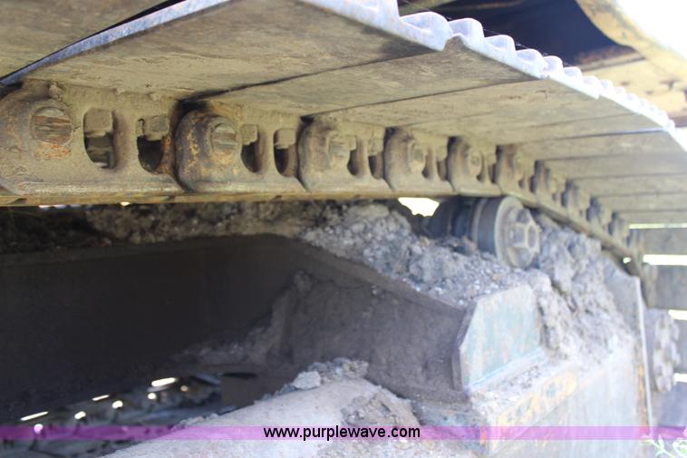 image for item G5124 1985 Caterpillar 215B LC excavator