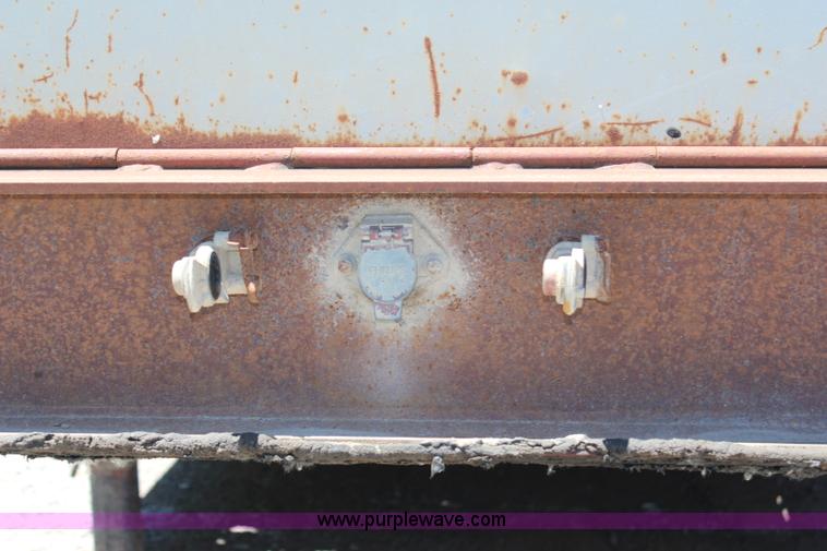 image for item G5162 1989 Trail King TK-70 RGP lowboy trailer