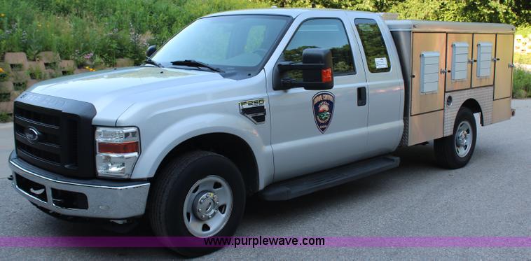 image for item G5182 2008 Ford F250 Super Duty XL SuperCab pickup truck