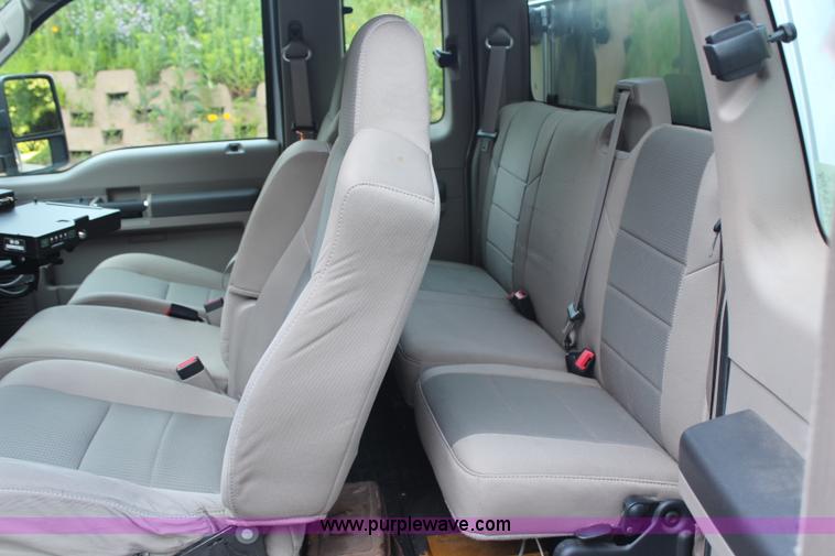 image for item G5182 2008 Ford F250 Super Duty XL SuperCab pickup truck