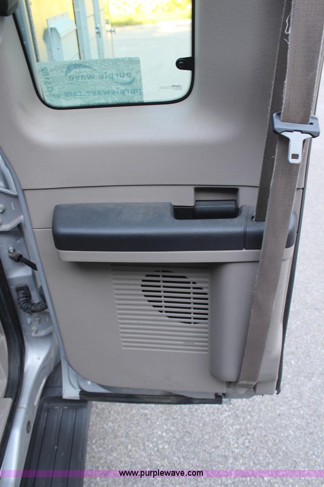 image for item G5182 2008 Ford F250 Super Duty XL SuperCab pickup truck