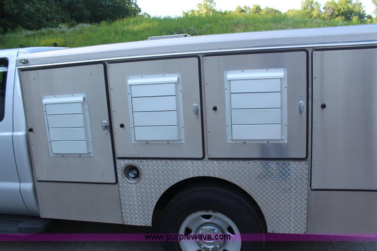 image for item G5182 2008 Ford F250 Super Duty XL SuperCab pickup truck