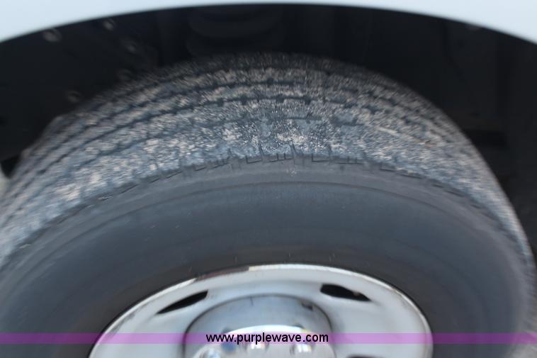 image for item G5182 2008 Ford F250 Super Duty XL SuperCab pickup truck