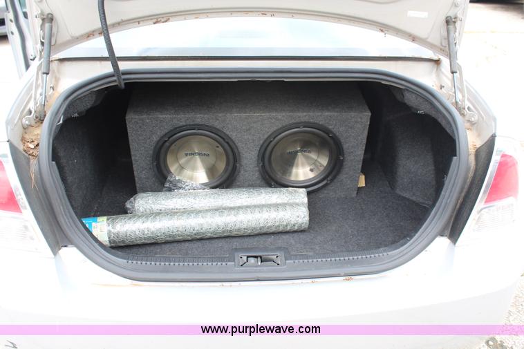 image for item G5185 2006 Ford Fusion SE