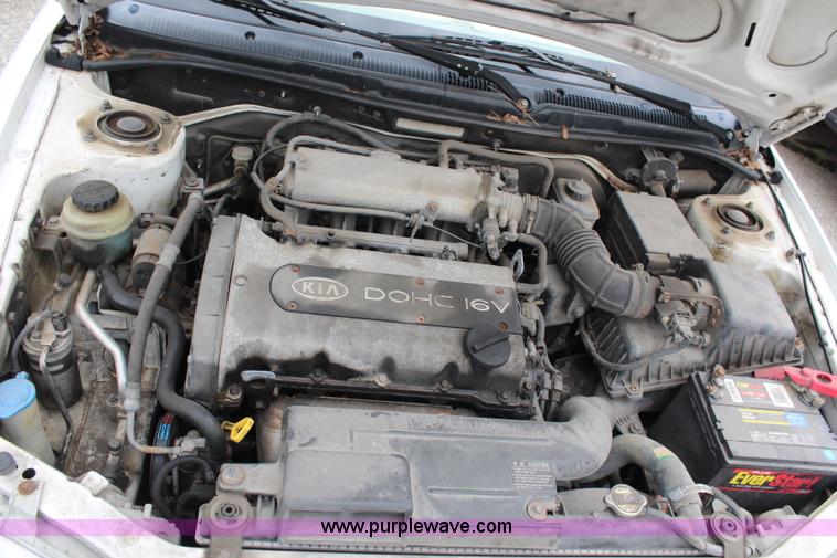 image for item G5186 2001 Kia Sephia