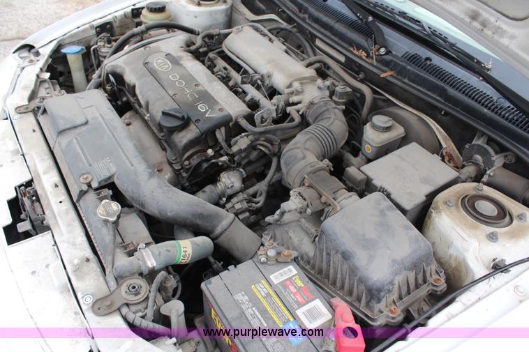 image for item G5186 2001 Kia Sephia