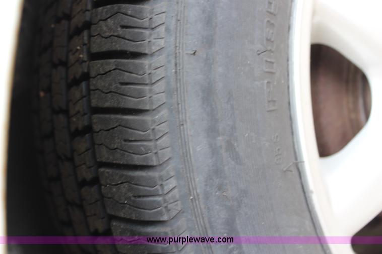 image for item G5186 2001 Kia Sephia