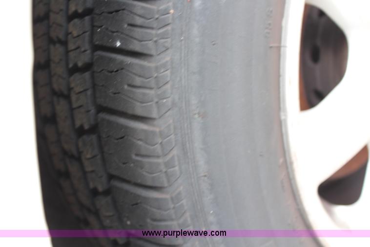 image for item G5186 2001 Kia Sephia