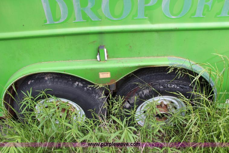 image for item G5190 1996 Trailmann gooseneck recycle trailer