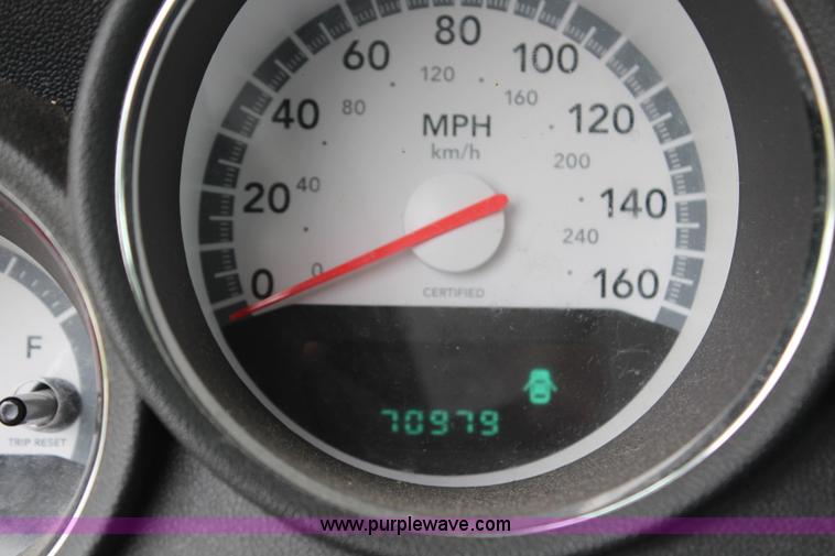 image for item G5232 2008 Dodge Charger SE