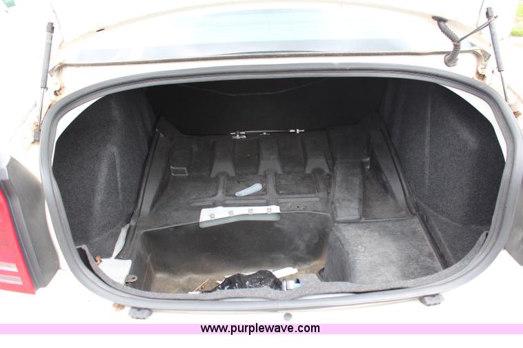 image for item G5232 2008 Dodge Charger SE