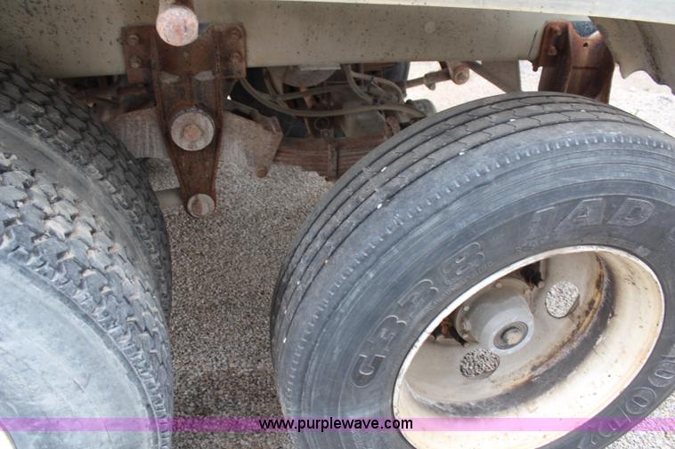 image for item G5233 1982 Walker stainless steel tanker trailer