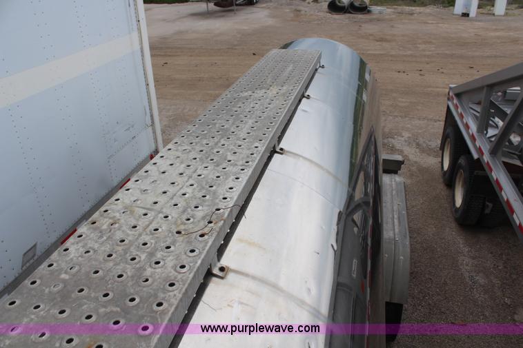image for item G5233 1982 Walker stainless steel tanker trailer