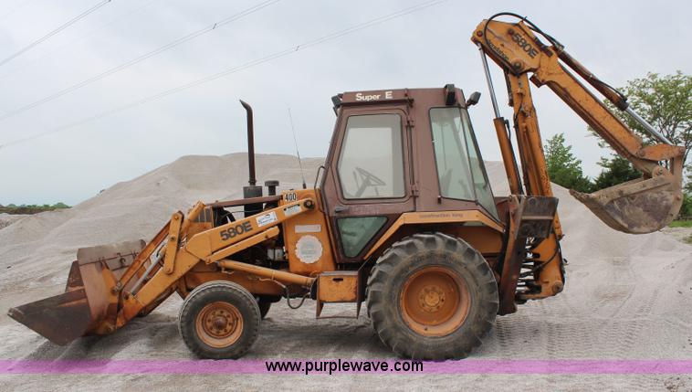 image for item G5238 Case 580 Super E backhoe