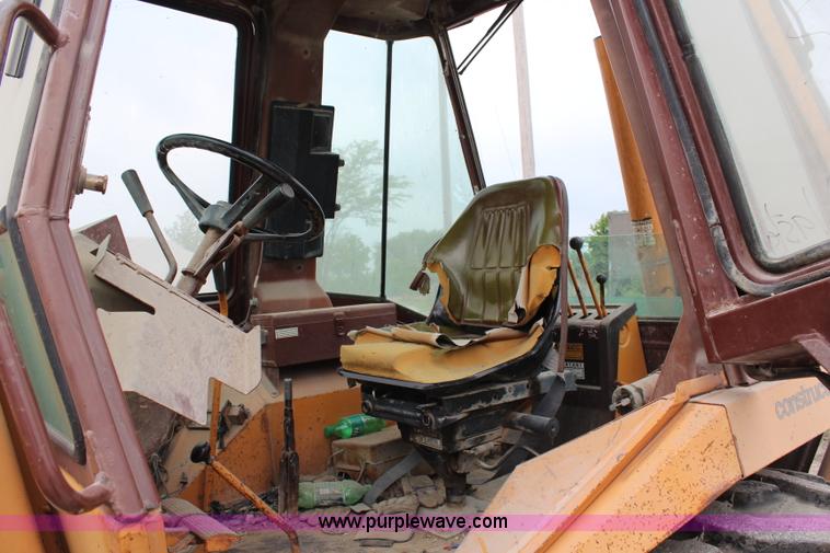 image for item G5238 Case 580 Super E backhoe