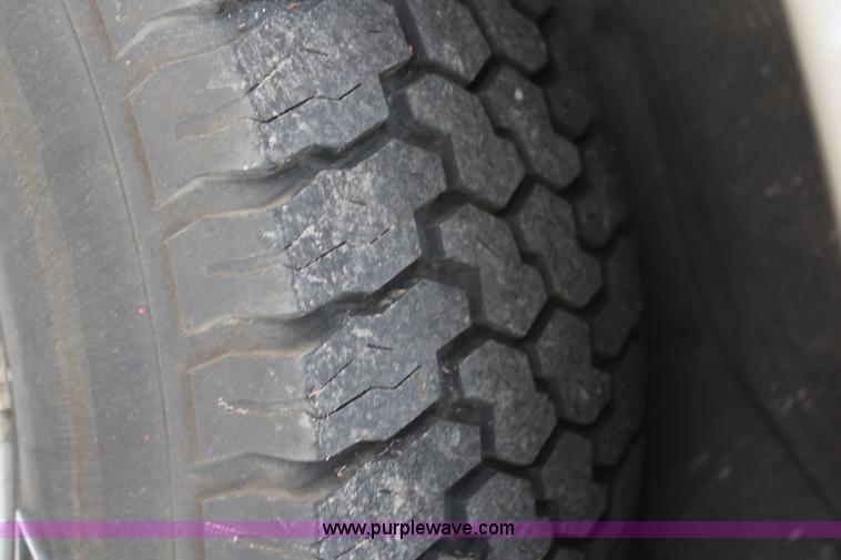 image for item G5242 1997 Mitsubishi Montero Sport XLS