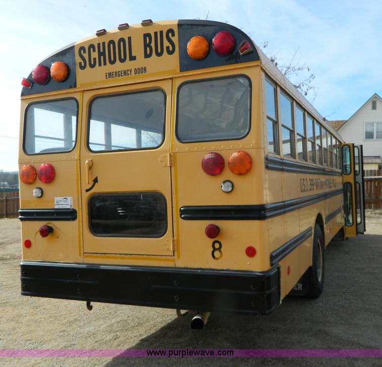 image for item G7679 1996 Ford carpenter bus