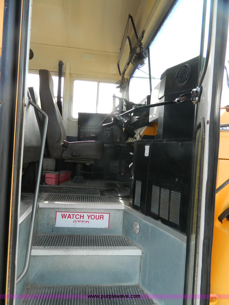 image for item G7679 1996 Ford carpenter bus