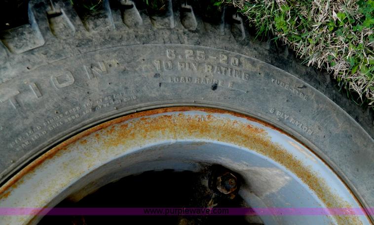 image for item G7831 1976 GMC 6500 tanker truck