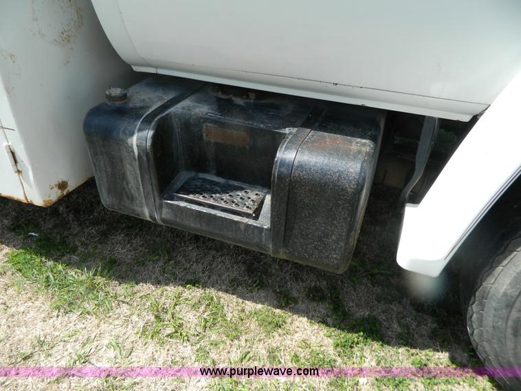 image for item G7831 1976 GMC 6500 tanker truck