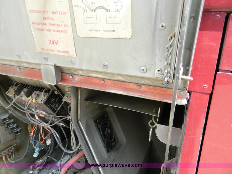 image for item G7873 1987 MCI MC-9 bus