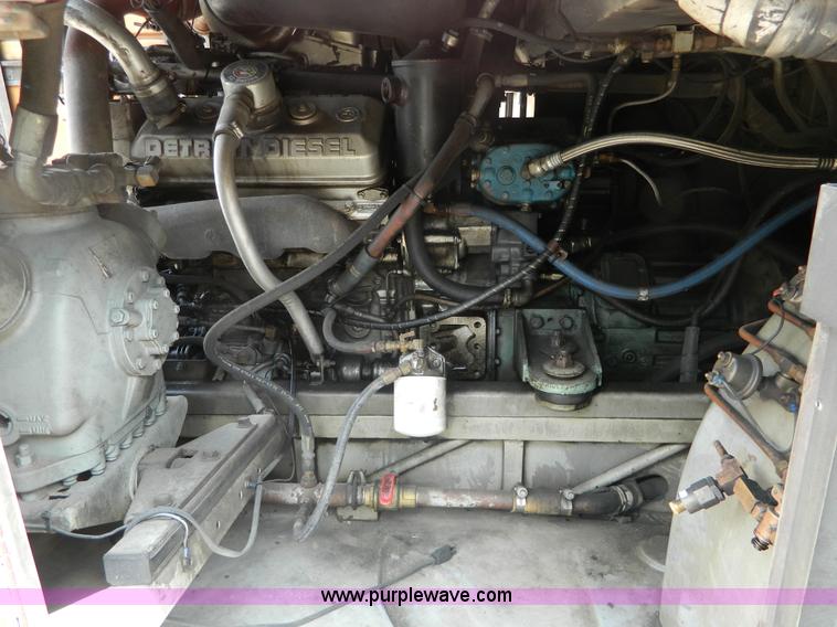 image for item G7873 1987 MCI MC-9 bus