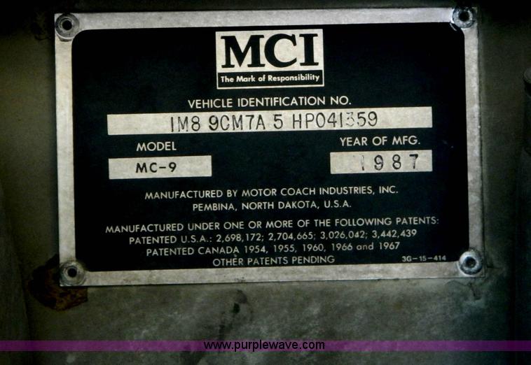 image for item G7873 1987 MCI MC-9 bus