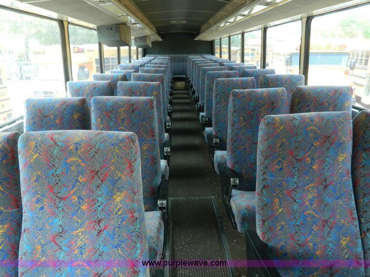 image for item G7873 1987 MCI MC-9 bus