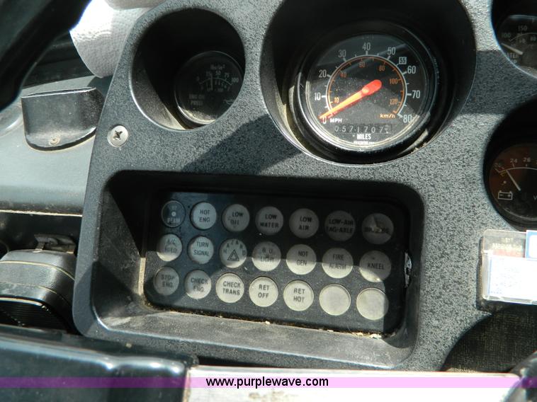 image for item G7873 1987 MCI MC-9 bus