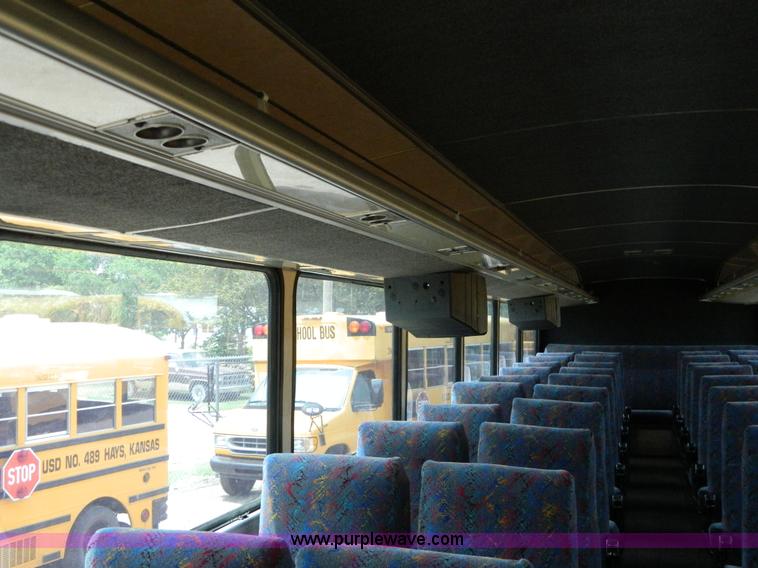 image for item G7873 1987 MCI MC-9 bus