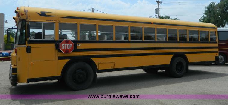 image for item G7874 1991 Blue Bird TC2000 bus